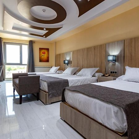 Hotel Zinou Zm Algiers ภายนอก รูปภาพ