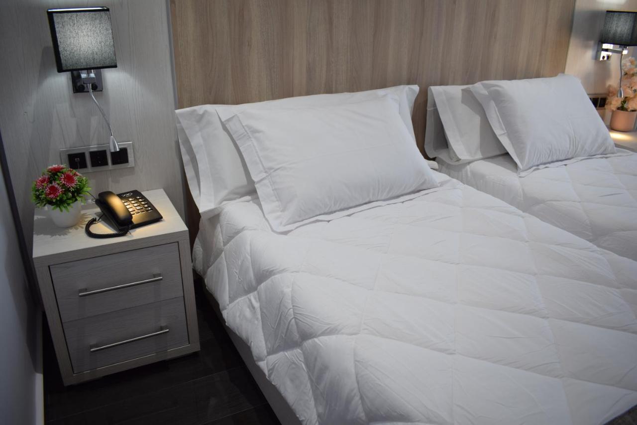Hotel Zinou Zm Algiers ภายนอก รูปภาพ