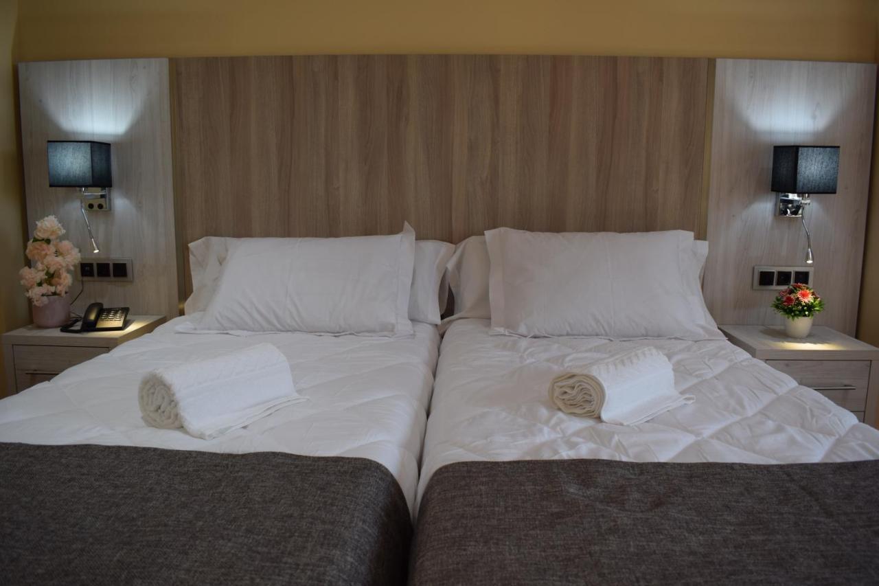 Hotel Zinou Zm Algiers ภายนอก รูปภาพ