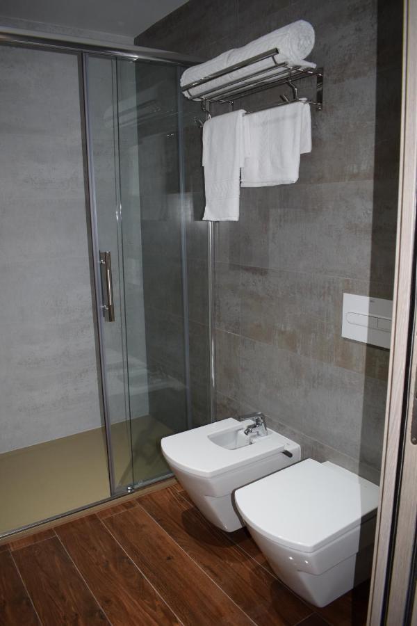 Hotel Zinou Zm Algiers ภายนอก รูปภาพ