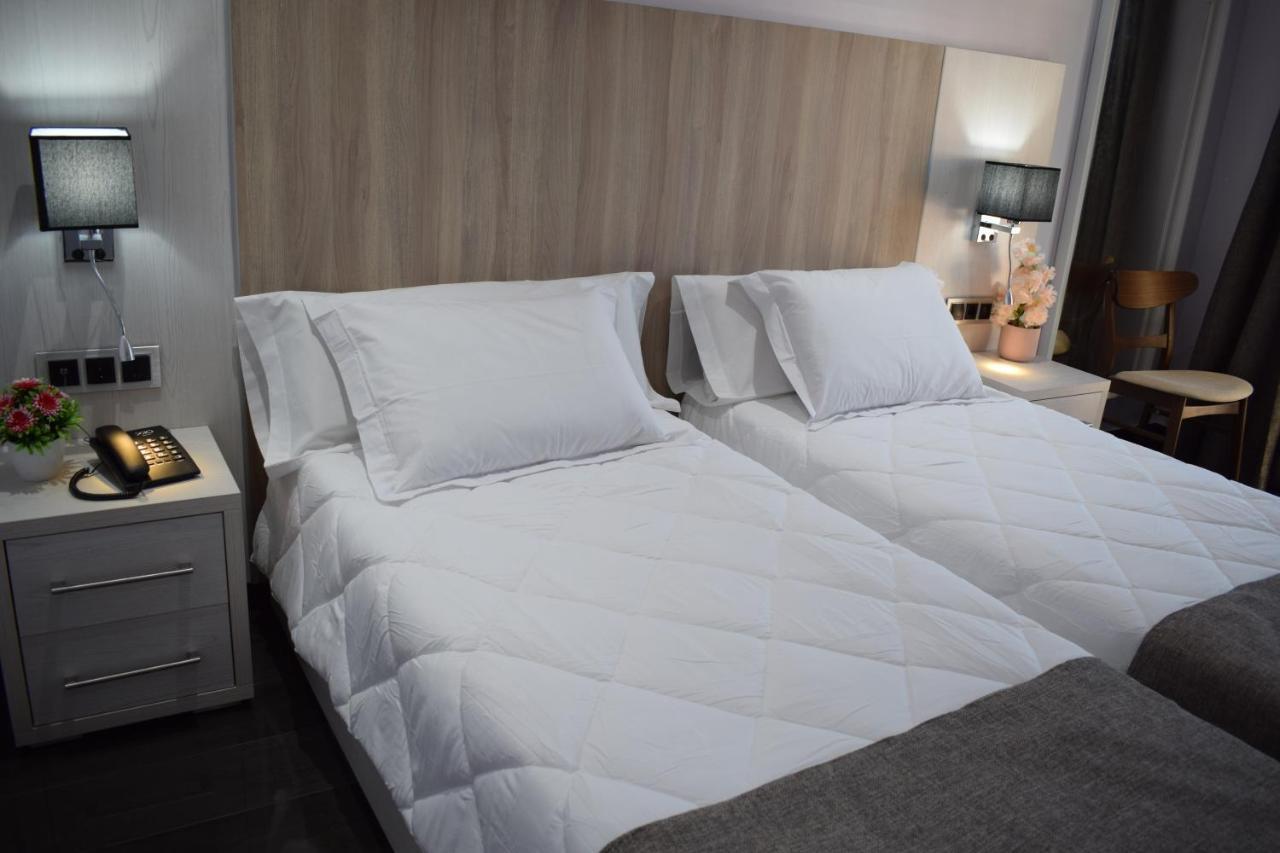 Hotel Zinou Zm Algiers ภายนอก รูปภาพ